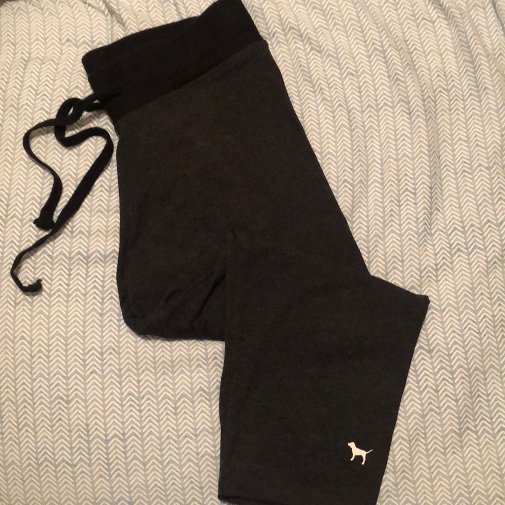 Victoria’s Secret PINK yoga pants